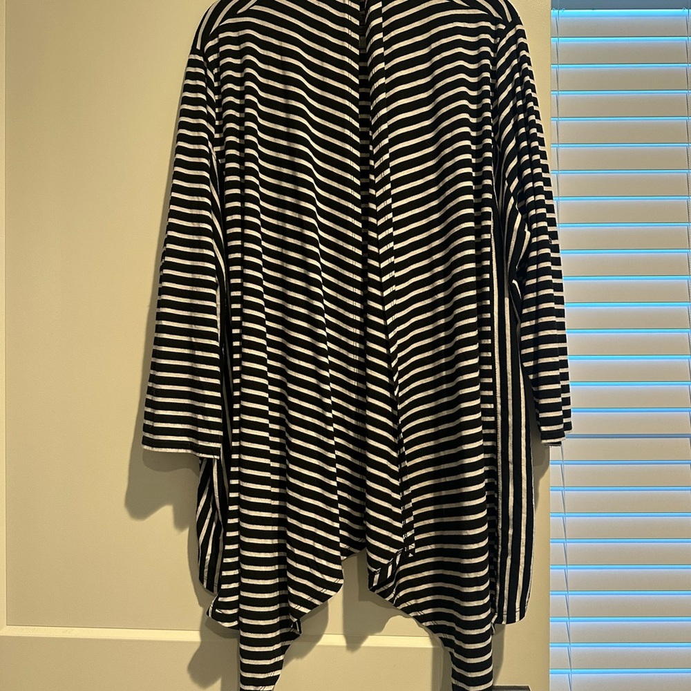 Faded Glory Black and White Striped Top